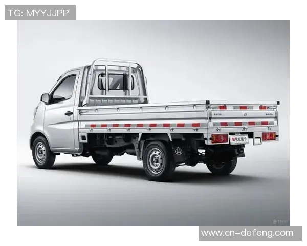 国外拆足球星卡的市场价格及收藏价值分析