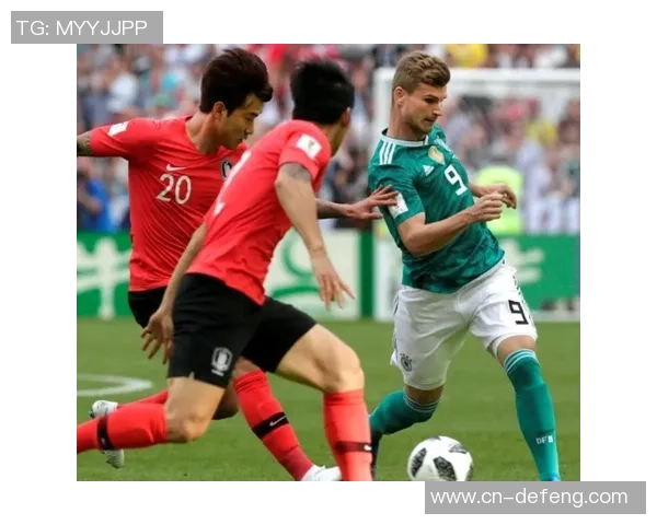 足球传奇齐聚一堂致敬彼此荣耀时刻共谱足坛辉煌篇章